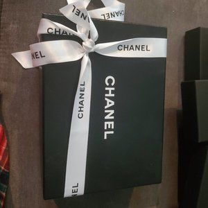 Chanel Box